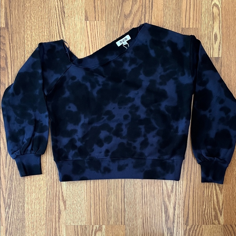 NWT Revolve’s 525 Black and Indigo Tie-Dye Cut Neck Cropped Sweatshirt